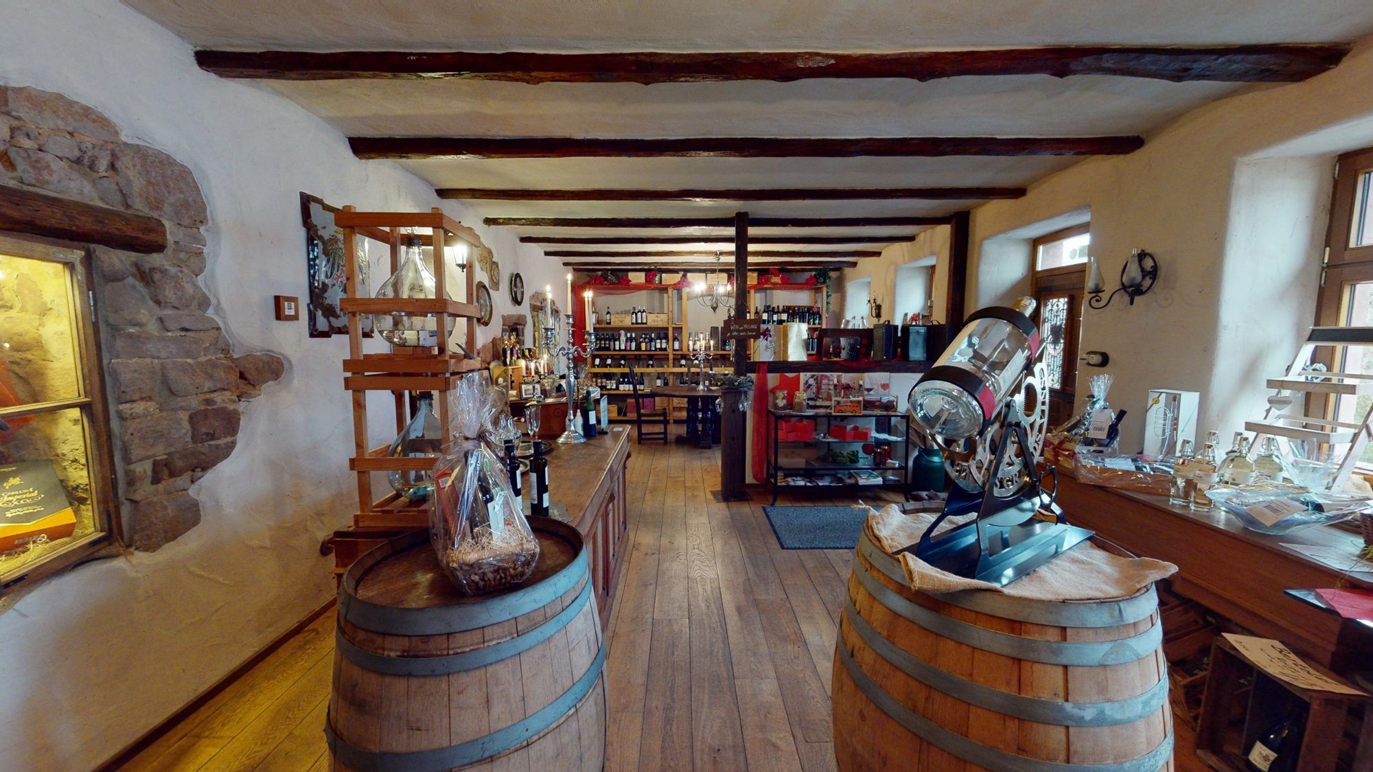 Der Verkaufsraum der Weinscheune